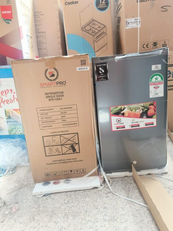 Smart Pro Single Door Refrigerator - 90 Litres - Silver (SFR-120S-I) - Image 2