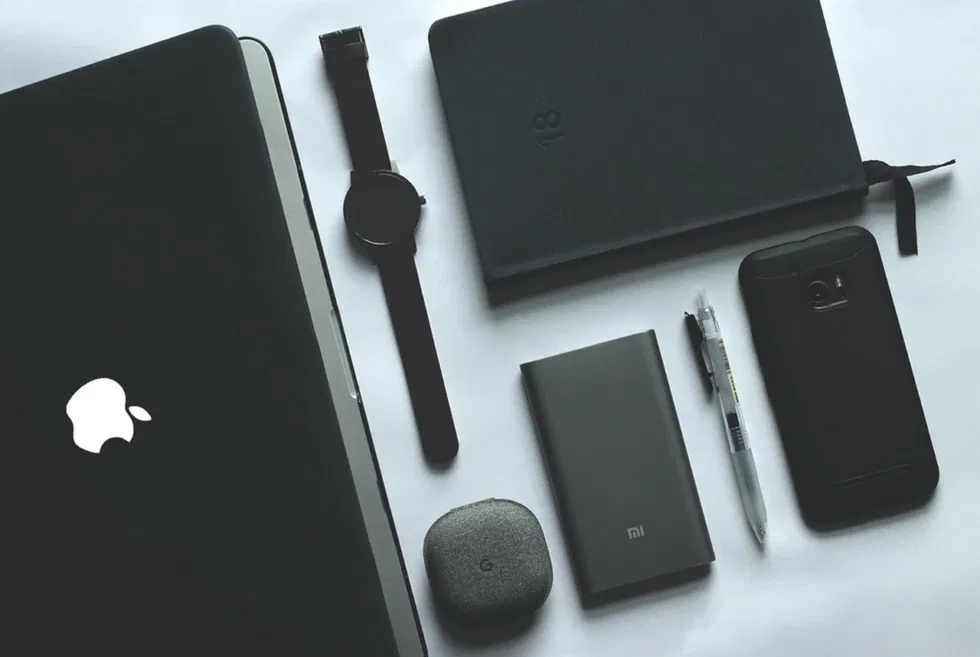 Essential Tech Gadgets for College Students: Conquering Campus Life with Tech